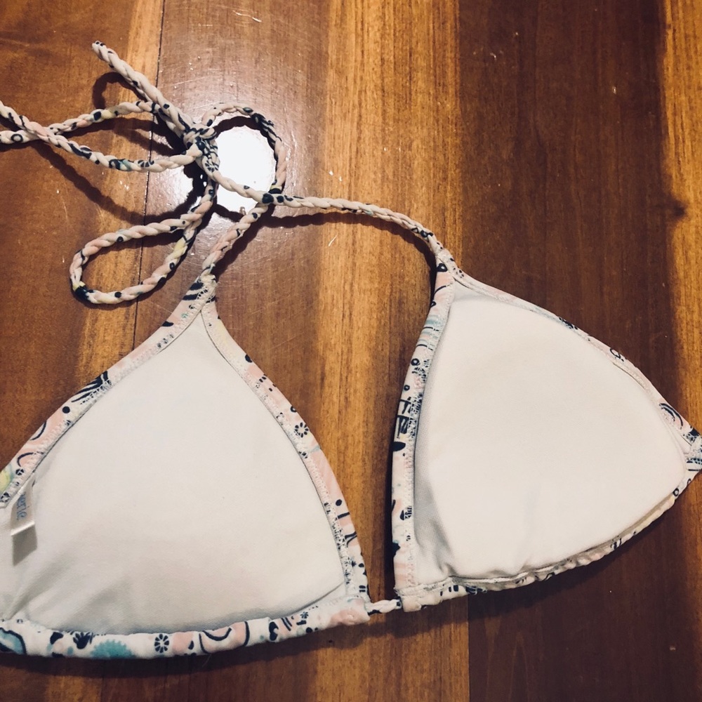 Aerie Sea Shell Bikini Top - Picture 3 of 5